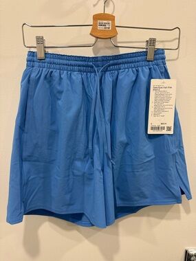 Lululemon Pace Rival High-Rise
Short 5" Athletic Shorts
